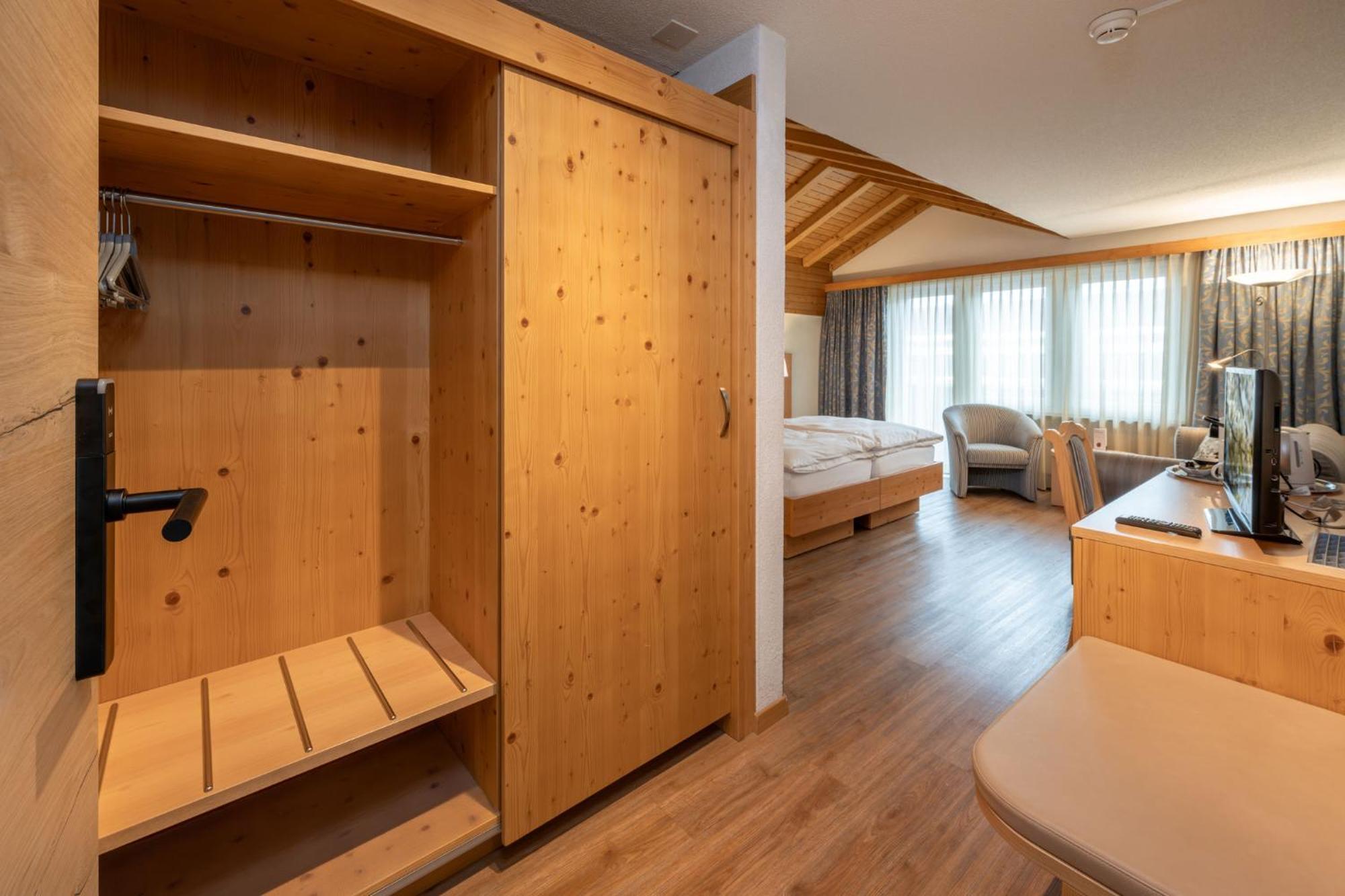 Hotel Sarazena Церматт Экстерьер фото